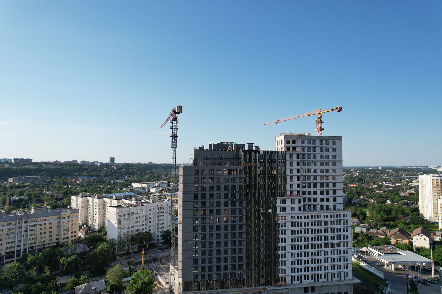 Кейс: купівля квартири на котловані та продаж після здачі — цифри